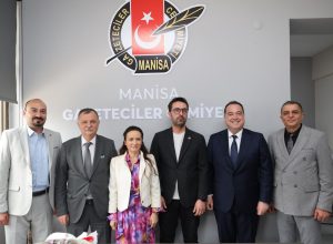 Manisa Gazeteciler Cemiyeti’nin kuruluş yıl dönümünde anlamlı ziyaret